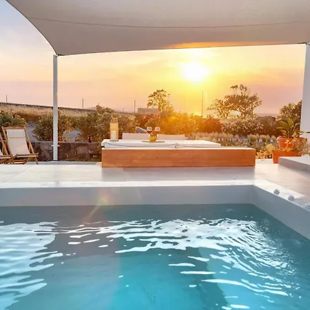 Wonderful Santorini House Mezzo Honeymoon Private Pool Sea Views Plunge Pool Finikia-oia *